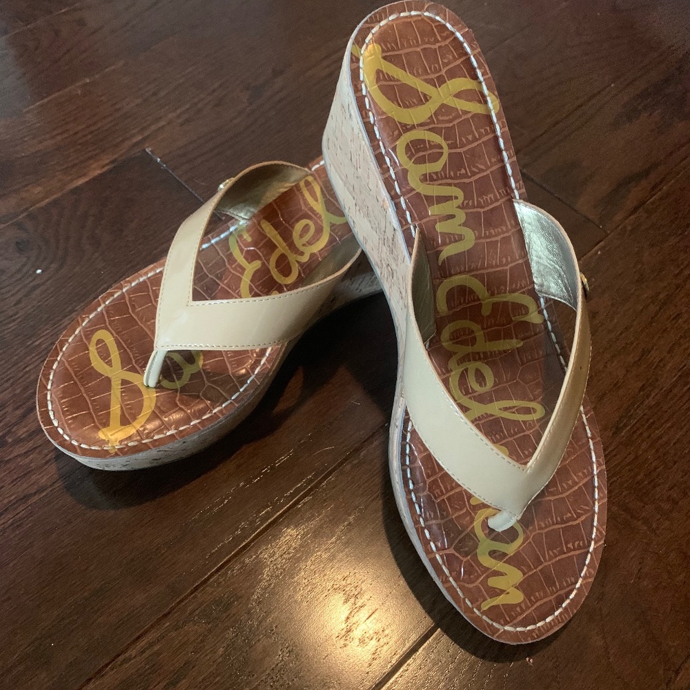 Wedge sandals